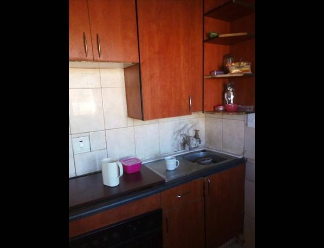 2 BEDROOM HOUSE FOR SALE IN SOSHANGUVE XX